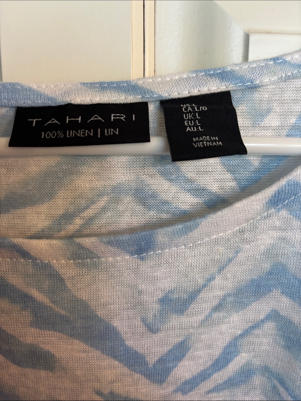 Tahari light, blue and white zebra print Sleeve T-shirt. 100% linen.  NWOT - Picture 4 of 8